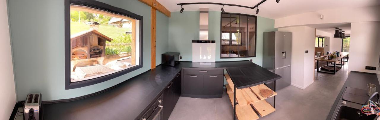 CHALET LA FOUGERE 15 personnes 180m2 bauges Savoie Thoiry Thoiry  Extérieur photo