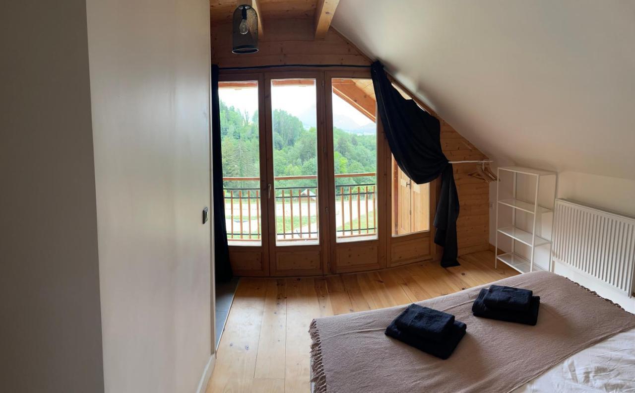 CHALET LA FOUGERE 15 personnes 180m2 bauges Savoie Thoiry Thoiry  Extérieur photo